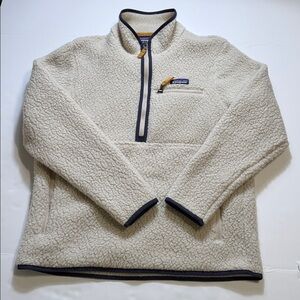 Patagonia Women's Retro Pile Marsupial Pullover 
Style #22835FA19